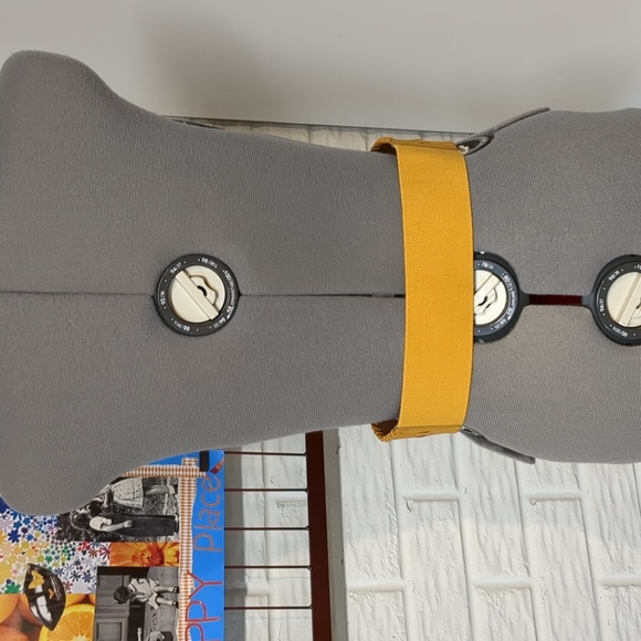 Anthropologie NWT gold mustard suede corset style belt XS/S - Picture 4 of 5